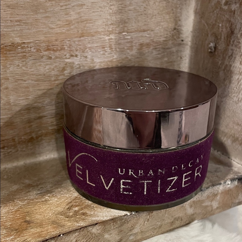 Urban Decay Velvetizer